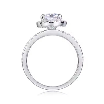 Poir Charmant Ring